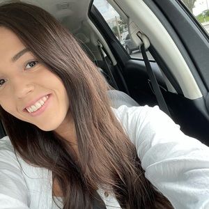 Meet your Posher, Alissa